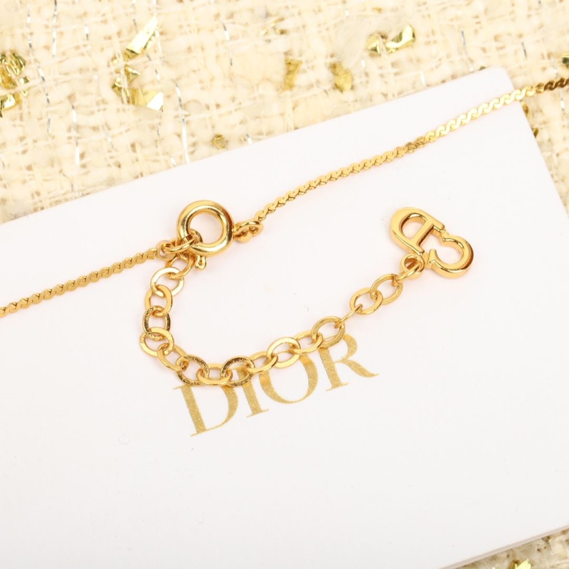 chr1st1an D10r necklaces